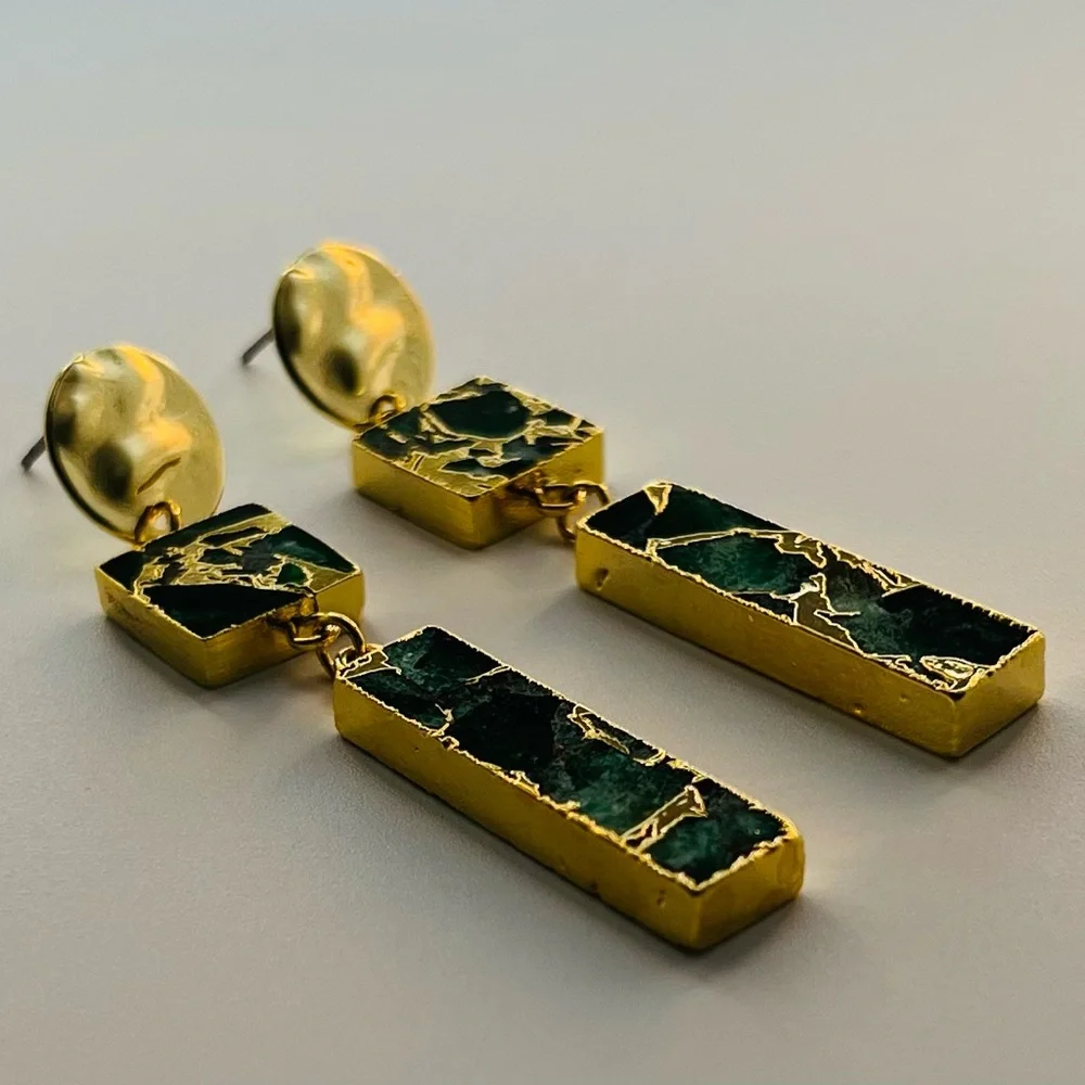 Green and Gold Stone Dangle Earrings - Picture 2 of 3